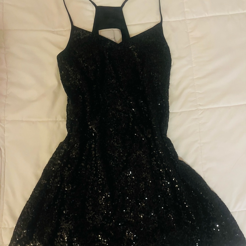 Y2K Pearl by Georgina Chapman Elegant Black Dress